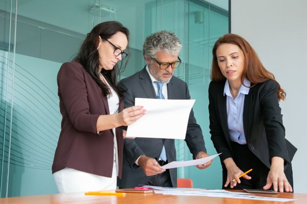 Que vérifier avant de confier un fichier de prospects à son équipe ?